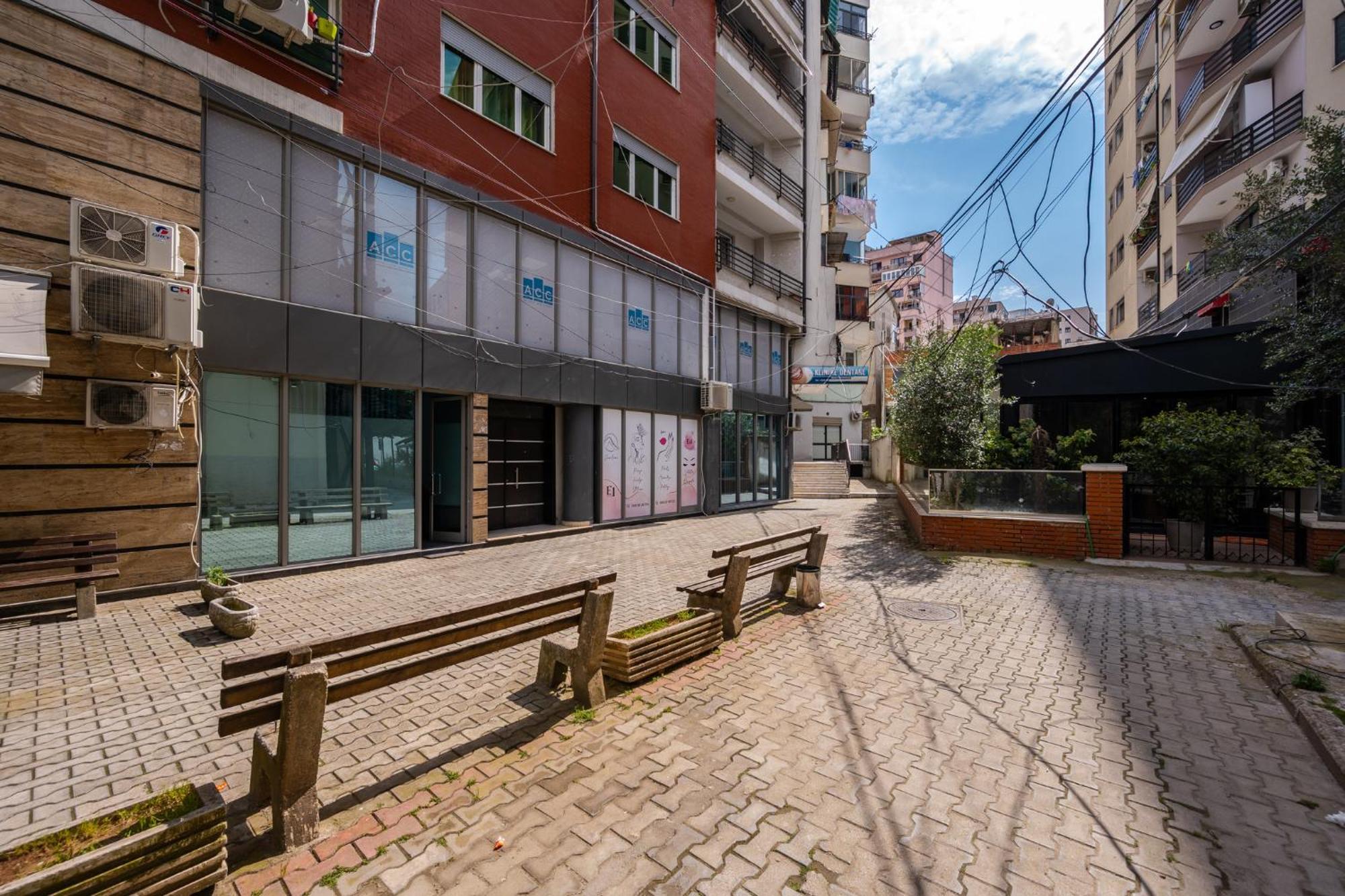 Lucas Central Home 티라나 외부 사진